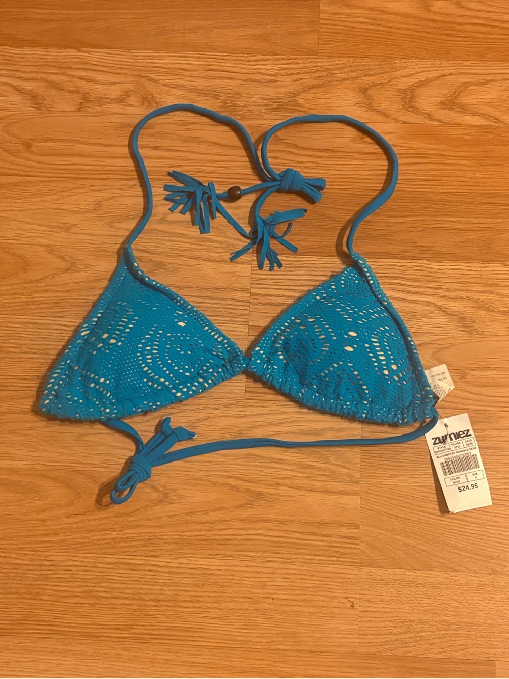 Zumiez Empyre Blu Crochet Triangle Oasis Top Size M.